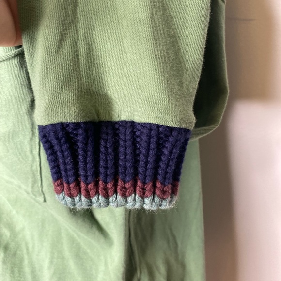 Stateside women’s Green crewneck Pullover Shirt - Picture 3 of 9